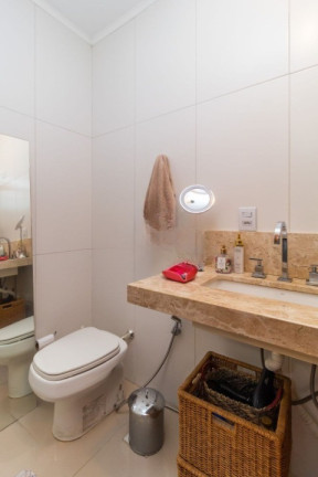 Imagem Apartamento com 3 Quartos à Venda, 93 m² em Petrópolis - Porto Alegre Imagem Apartamento com 3 Quartos à Venda, 93 m² em Petrópolis - Porto Alegre