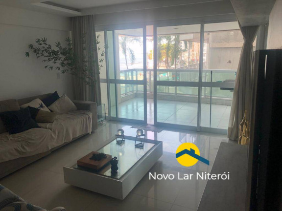 Imagem Apartamento com 4 Quartos à Venda, 197 m² em Icaraí - Niterói