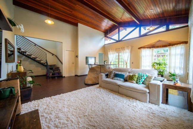 Imagem Casa com 4 Quartos à Venda, 255 m² em Chácara Vale Do Rio Cotia - Carapicuíba Imagem Casa com 4 Quartos à Venda, 255 m² em Chácara Vale Do Rio Cotia - Carapicuíba