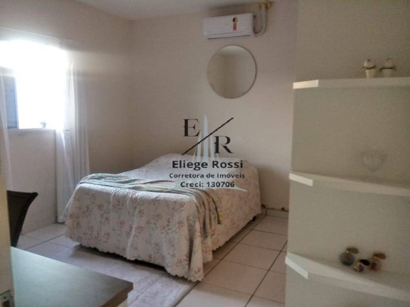 Imagem Casa com 4 Quartos à Venda, em Itatiba Imagem Casa com 4 Quartos à Venda, em Itatiba