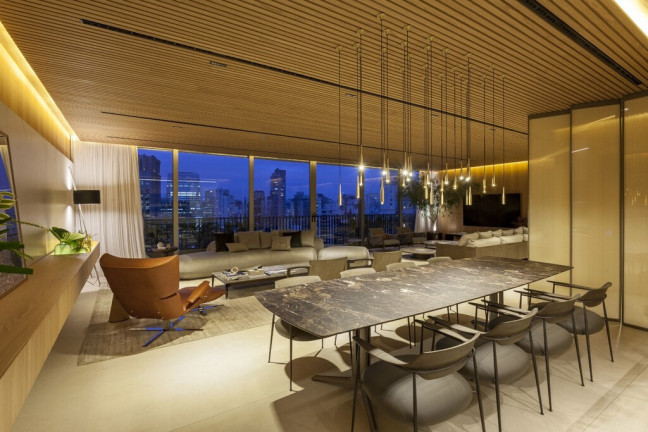 Imagem Apartamento com 3 Quartos à Venda, 229 m² em Itaim Bibi - São Paulo