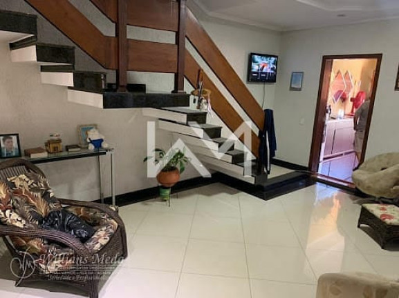 Imagem Sobrado com 3 Quartos à Venda, 275 m² em Jardim Maria Helena - Guarulhos Imagem Sobrado com 3 Quartos à Venda, 275 m² em Jardim Maria Helena - Guarulhos