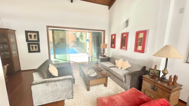 Imagem Casa com 3 Quartos para Alugar, 530 m² em Parque Do Lago Juliana - Londrina Imagem Casa com 3 Quartos para Alugar, 530 m² em Parque Do Lago Juliana - Londrina