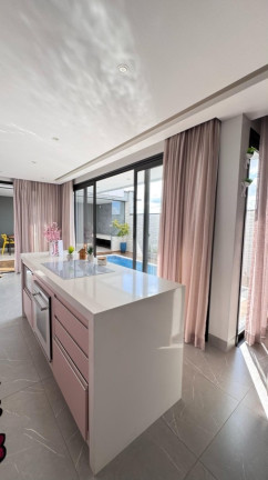 Imagem Casa de Condomínio com 3 Quartos à Venda, 250 m² em Condomínio Residencial Fogaça - Jacareí Imagem Casa de Condomínio com 3 Quartos à Venda, 250 m² em Condomínio Residencial Fogaça - Jacareí