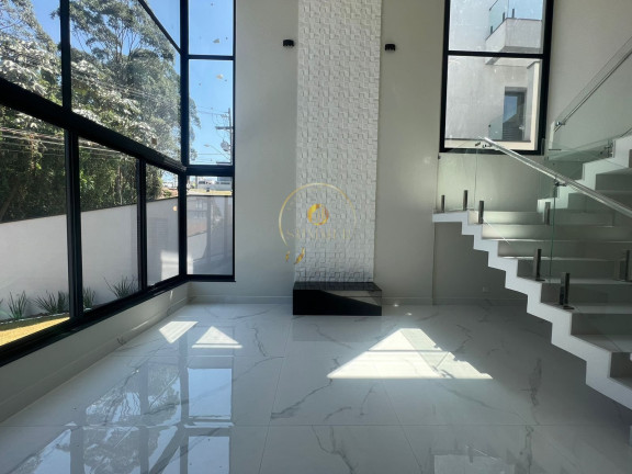 Imagem Casa com 4 Quartos à Venda, 245 m² em Jardim Das Cerejeiras - Arujá Imagem Casa com 4 Quartos à Venda, 245 m² em Jardim Das Cerejeiras - Arujá