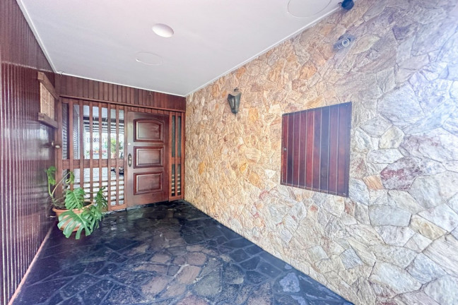 Imagem Casa com 3 Quartos à Venda, 285 m² em Bela Vista - Porto Alegre Imagem Casa com 3 Quartos à Venda, 285 m² em Bela Vista - Porto Alegre