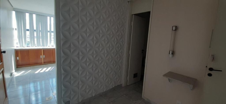 Imagem Sala Comercial à Venda, 37 m² em Centro - Campinas Imagem Sala Comercial à Venda, 37 m² em Centro - Campinas