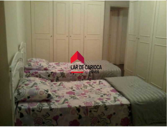 Imagem Apartamento com 2 Quartos à Venda, 65 m² em Copacabana - Rio De Janeiro Imagem Apartamento com 2 Quartos à Venda, 65 m² em Copacabana - Rio De Janeiro