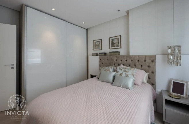Imagem Apartamento com 3 Quartos à Venda, 151 m² em Centro - Balneário Camboriú Imagem Apartamento com 3 Quartos à Venda, 151 m² em Centro - Balneário Camboriú