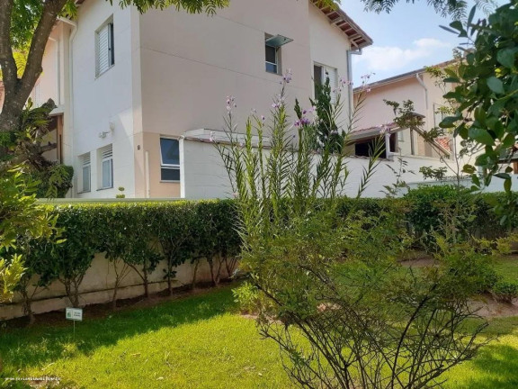 Imagem Casa à Venda, em Jardim Petrópolis - Cotia Imagem Casa à Venda, em Jardim Petrópolis - Cotia