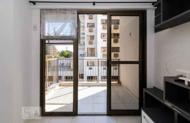 Imagem Imóvel com 2 Quartos à Venda, 80 m² em Gragoatá - Niterói Imagem Imóvel com 2 Quartos à Venda, 80 m² em Gragoatá - Niterói
