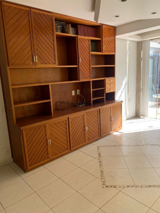 Imagem Casa com 4 Quartos à Venda, em Jardim Amália - Volta Redonda Imagem Casa com 4 Quartos à Venda, em Jardim Amália - Volta Redonda