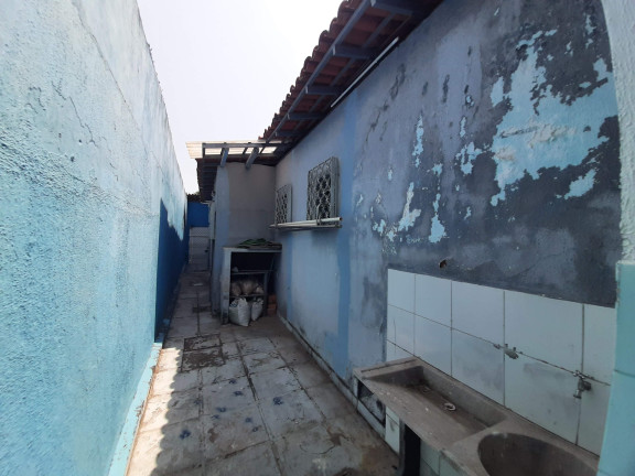 Sobrado com 4 Quartos à Venda,  em Jardim Renascença - São Luís