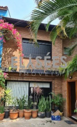 Imagem Casa com 2 Quartos à Venda, 200 m² em Vila Olímpia - São Paulo Imagem Casa com 2 Quartos à Venda, 200 m² em Vila Olímpia - São Paulo