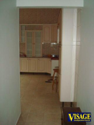 Imagem Casa com 2 Quartos à Venda, 500 m² em Centro - Jacareí Imagem Casa com 2 Quartos à Venda, 500 m² em Centro - Jacareí