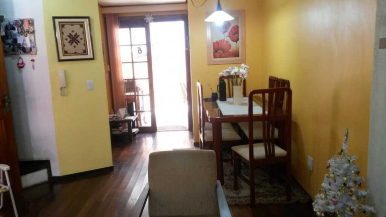 Imagem Imóvel com 3 Quartos à Venda, em Glória - Porto Alegre Imagem Imóvel com 3 Quartos à Venda, em Glória - Porto Alegre
