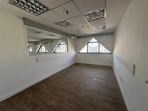 Imagem Sala Comercial para Alugar, 256 m² em Leblon - Rio De Janeiro Imagem Sala Comercial para Alugar, 256 m² em Leblon - Rio De Janeiro