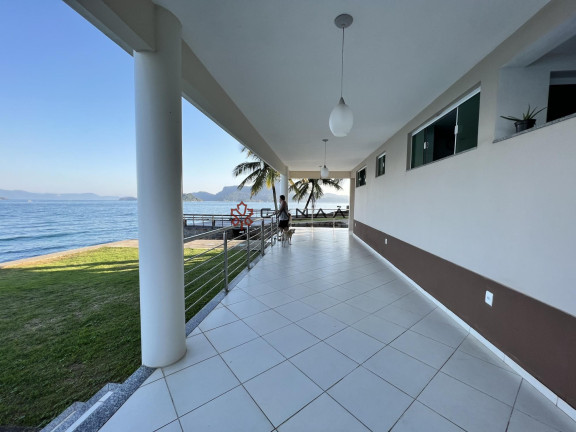 Imagem Casa com 5 Quartos à Venda, 500 m² em Praia Grande - Angra Dos Reis Imagem Casa com 5 Quartos à Venda, 500 m² em Praia Grande - Angra Dos Reis