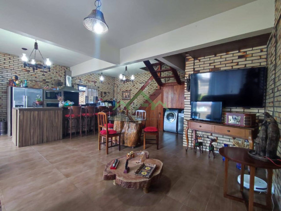 Imagem Casa com 3 Quartos à Venda, 143 m² em Centro - Balneário Barra Do Sul