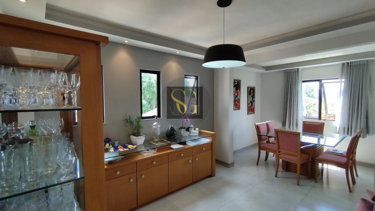 Imagem Casa com 3 Quartos à Venda, 682 m² em Parque Do Ingá - Teresópolis Imagem Casa com 3 Quartos à Venda, 682 m² em Parque Do Ingá - Teresópolis