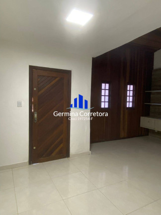 Imagem Casa com 2 Quartos à Venda, 168 m² em Jardim Deghi - Santana De Parnaíba Imagem Casa com 2 Quartos à Venda, 168 m² em Jardim Deghi - Santana De Parnaíba