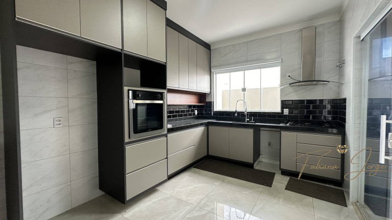 Imagem Casa de Condomínio com 3 Quartos à Venda, 246 m² em Jardim São Marcos - Valinhos