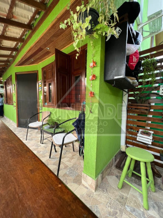 Imagem Casa com 4 Quartos à Venda, 200 m² em Vargem Grande - Rio De Janeiro Imagem Casa com 4 Quartos à Venda, 200 m² em Vargem Grande - Rio De Janeiro