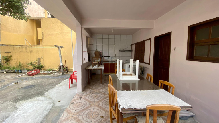Imagem Casa com 11 Quartos à Venda, 416 m² em Centro - Garopaba