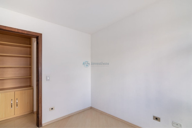 Imagem Apartamento com 3 Quartos à Venda, 70 m² em Cabral - Curitiba