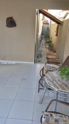 Imagem Casa com 3 Quartos à Venda, 270 m² em Nova Parnamirim - Parnamirim Imagem Casa com 3 Quartos à Venda, 270 m² em Nova Parnamirim - Parnamirim