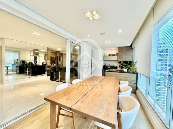 Apartamento com 3 Quartos à Venda, 138 m² em Brooklin - São Paulo