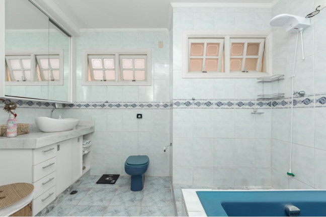 Imagem Casa com 3 Quartos à Venda, 260 m² Imagem Casa com 3 Quartos à Venda, 260 m²