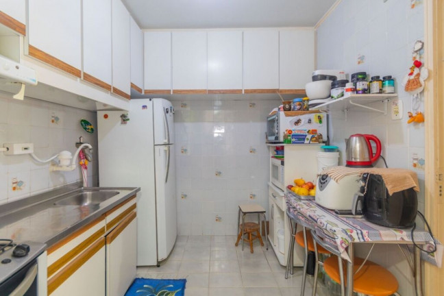 Imagem Imóvel com 3 Quartos à Venda, 64 m² em Vila Ipiranga - Porto Alegre Imagem Imóvel com 3 Quartos à Venda, 64 m² em Vila Ipiranga - Porto Alegre