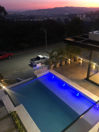 Imagem Casa com 4 Quartos à Venda, 530 m² em Tambore 10 - Alphaville