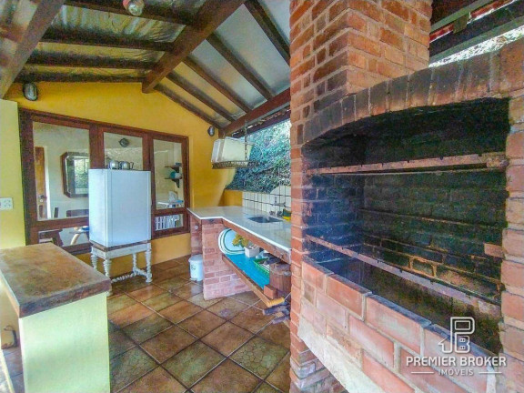 Imagem Casa com 4 Quartos à Venda, 330 m² em Albuquerque - Teresópolis Imagem Casa com 4 Quartos à Venda, 330 m² em Albuquerque - Teresópolis