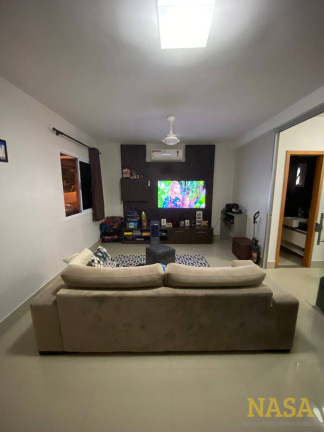 Imagem Casa com 4 Quartos à Venda, em Santa Cruz - Cuiabá Imagem Casa com 4 Quartos à Venda, em Santa Cruz - Cuiabá