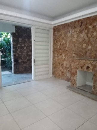 Imagem Imóvel com 3 Quartos para Alugar, 148 m² em Aterrado - Volta Redonda
