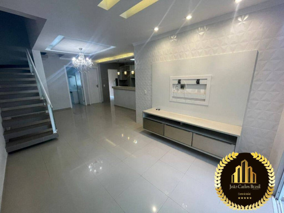 Imagem Casa com 3 Quartos à Venda, 272 m² em Urucunema - Eusébio