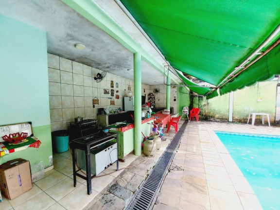 Imagem Casa com 4 Quartos à Venda, 300 m² em Ponta Negra - Manaus