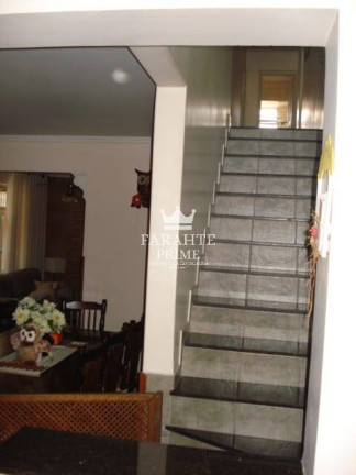 Imagem Sobrado com 3 Quartos à Venda, 244 m² em Aparecida - Santos
