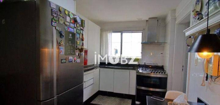 Imagem Imóvel com 3 Quartos à Venda, 152 m² em Vila Suzana - São Paulo Imagem Imóvel com 3 Quartos à Venda, 152 m² em Vila Suzana - São Paulo