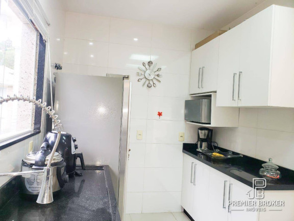 Imagem Casa com 4 Quartos à Venda, 225 m² em Quebra Frascos - Teresópolis Imagem Casa com 4 Quartos à Venda, 225 m² em Quebra Frascos - Teresópolis
