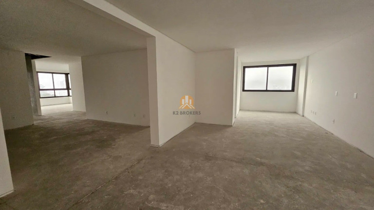 Imagem Imóvel com 4 Quartos à Venda, 278 m² em América - Joinville