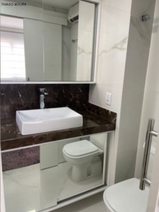 Imagem Imóvel com 3 Quartos à Venda, 94 m² em Jardim Europa - Porto Alegre Imagem Imóvel com 3 Quartos à Venda, 94 m² em Jardim Europa - Porto Alegre