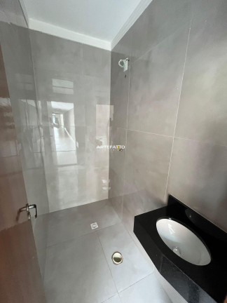 Imagem Casa com 3 Quartos à Venda, 210 m² Imagem Casa com 3 Quartos à Venda, 210 m²