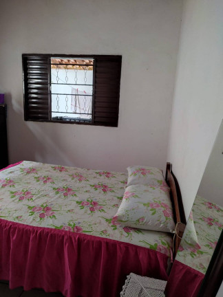 Imagem Casa com 3 Quartos à Venda, 400 m² em 15 De Maio - Várzea Grande Imagem Casa com 3 Quartos à Venda, 400 m² em 15 De Maio - Várzea Grande
