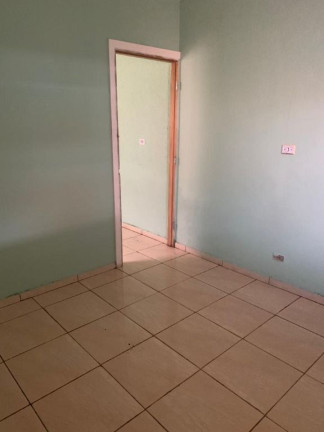 Imagem Casa com 3 Quartos à Venda, 250 m² em Cidade Miguel Badra - Suzano Imagem Casa com 3 Quartos à Venda, 250 m² em Cidade Miguel Badra - Suzano