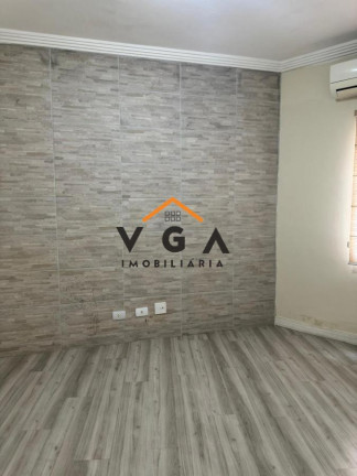 Imagem Casa com 3 Quartos à Venda, 200 m² em Vila Guilhermina - São Paulo Imagem Casa com 3 Quartos à Venda, 200 m² em Vila Guilhermina - São Paulo