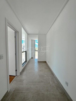 Imagem Casa com 3 Quartos à Venda, 250 m² em Manguinhos - Serra