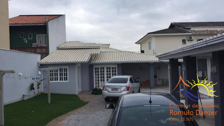 Imagem Casa com 3 Quartos à Venda, 300 m² em Ingleses Do Rio Vermelho - Florianópolis Imagem Casa com 3 Quartos à Venda, 300 m² em Ingleses Do Rio Vermelho - Florianópolis